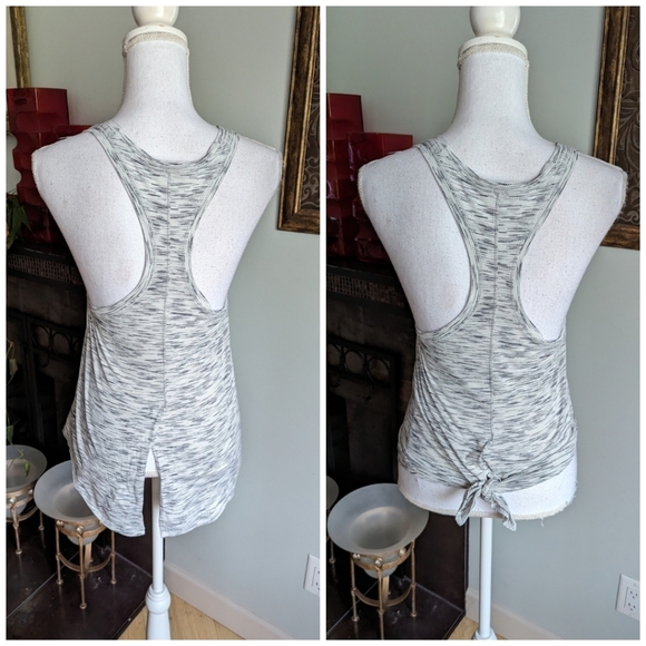 Lululemon 2/4 Women's Small Tank Top Heathered Light Gray Slit Back Racerback 68 - Picture 1 of 9